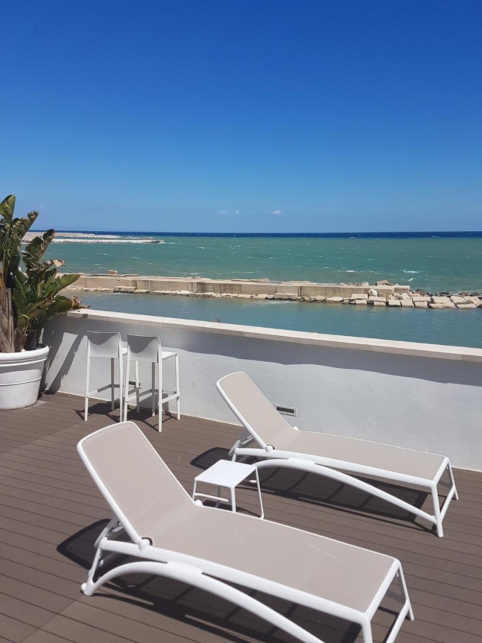 Moma Molfetta Mare Bed & Breakfast Bagian luar foto